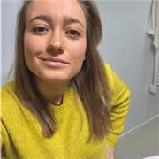 Sono una dottoressa laureata in giurisprudenza, ho svolto 18 mesi di pratica in Avvocatura di Stato di Firenze. Aspirante Avvocato